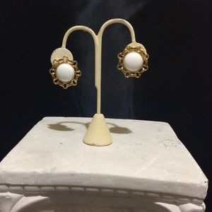 Monet vintage earrings